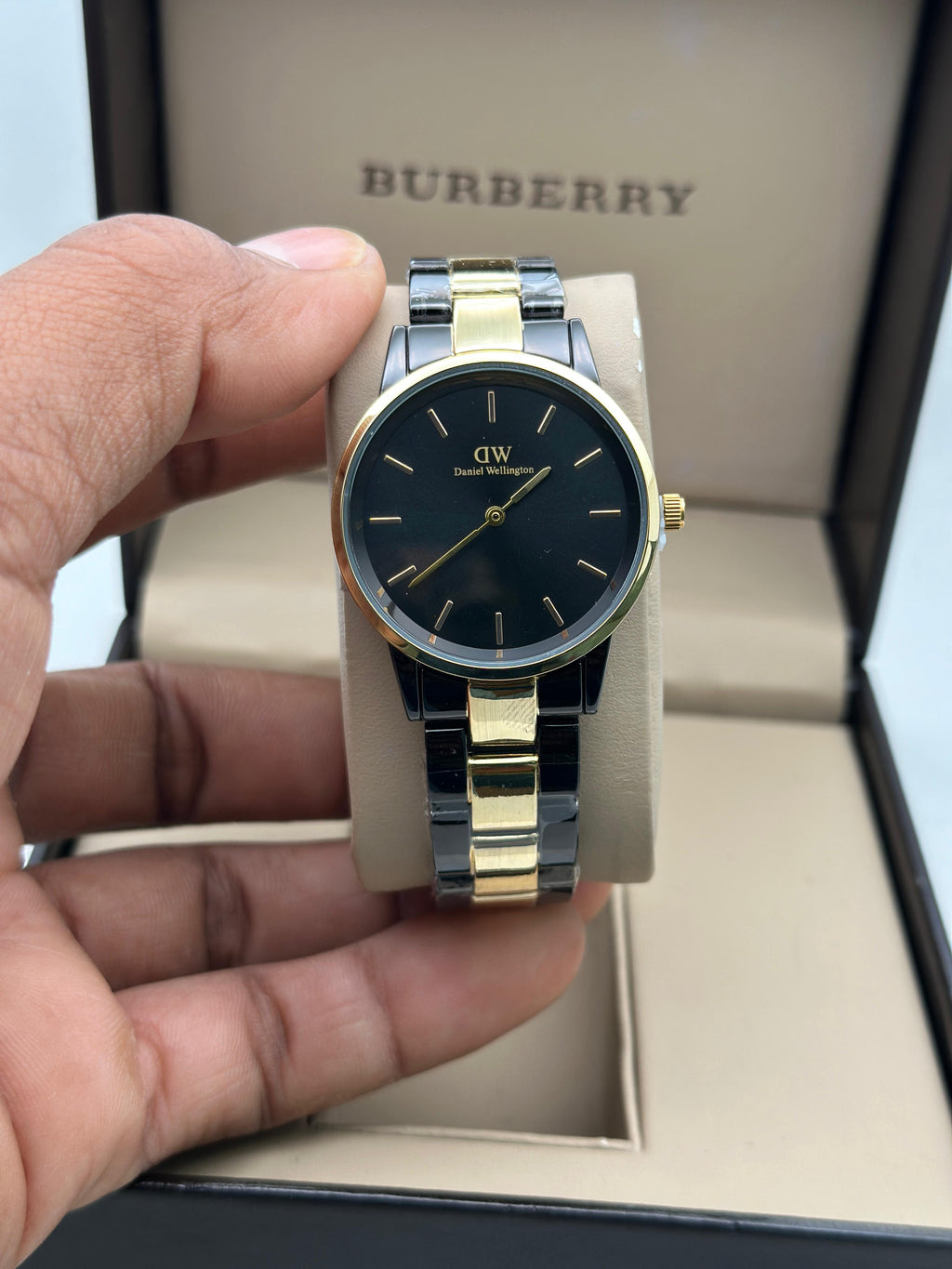 Daniel Wellington Men's classic watch