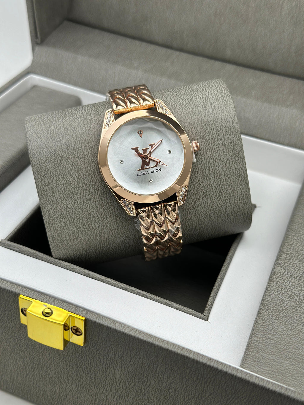 Louis Vuitton premium watches