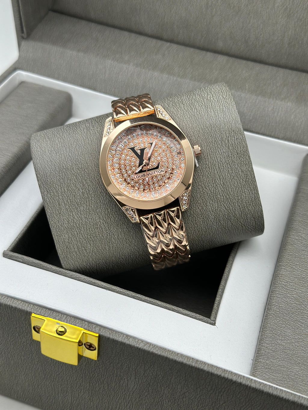 Louis Vuitton premium watches