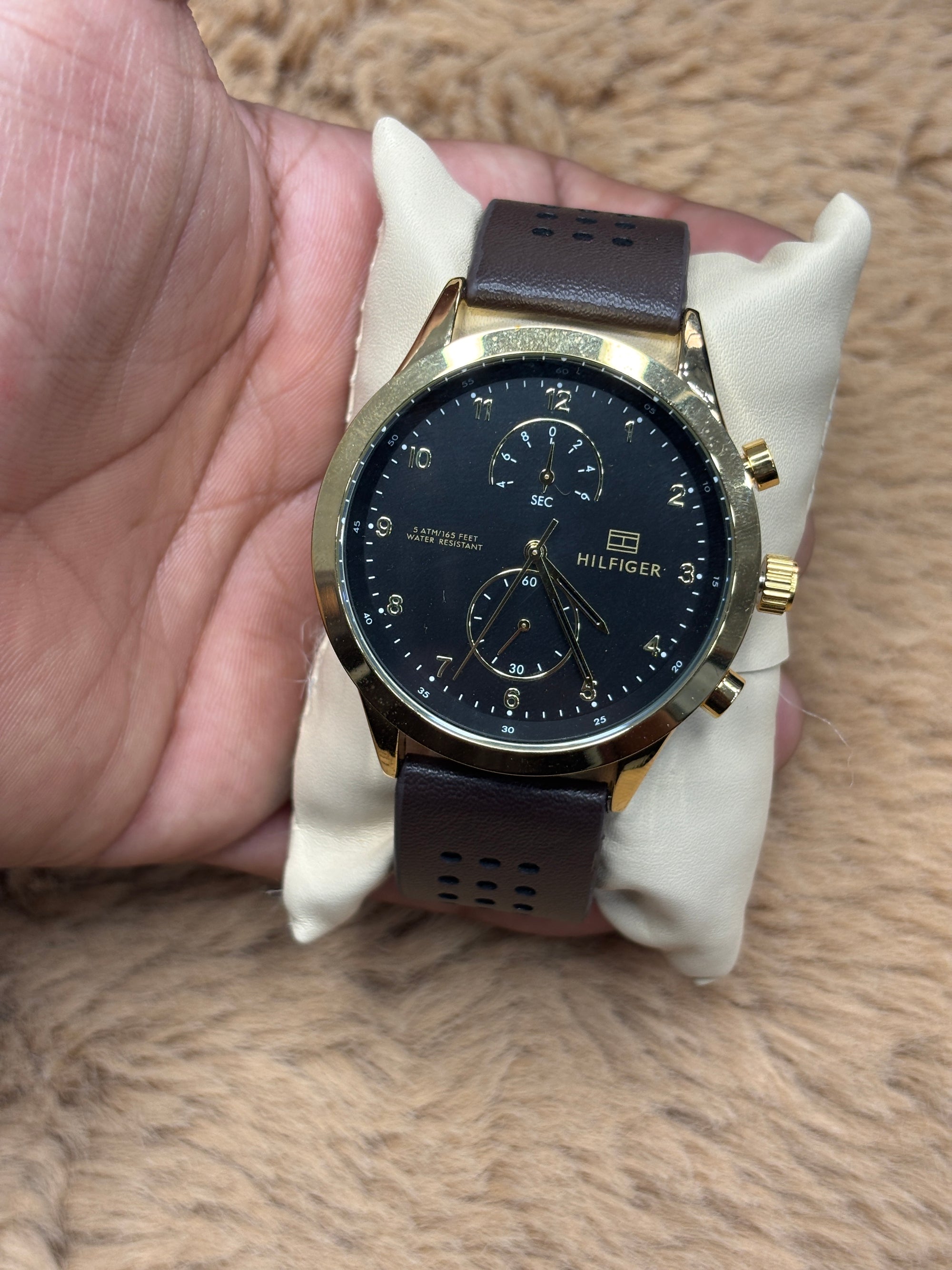 Tommy Hillfiger Brown