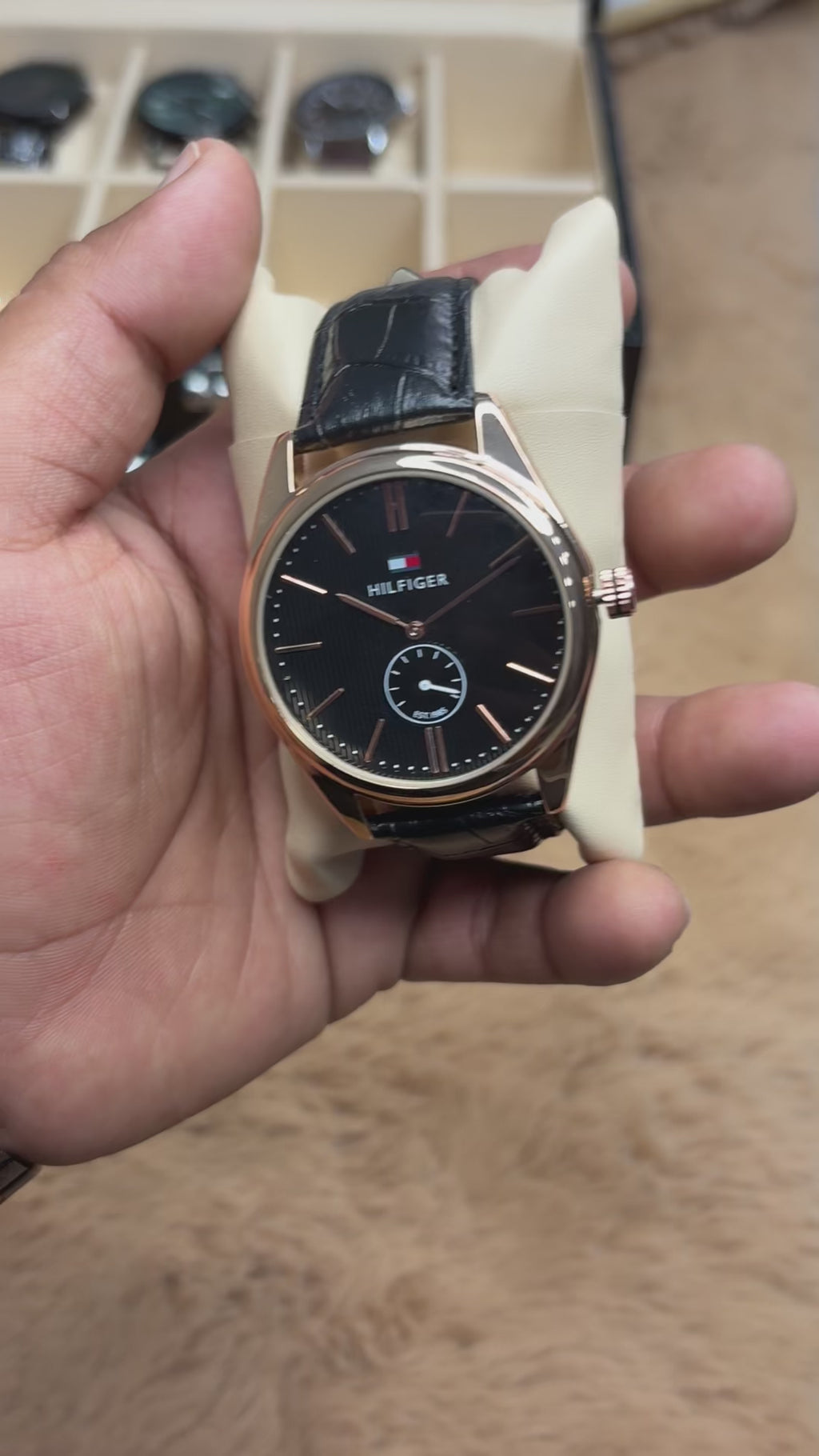 Tommy Hilfiger Full Black